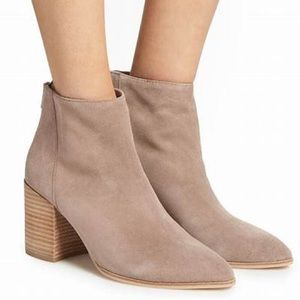 STEVE MADDEN Jillian Bootie In Taupe Multi